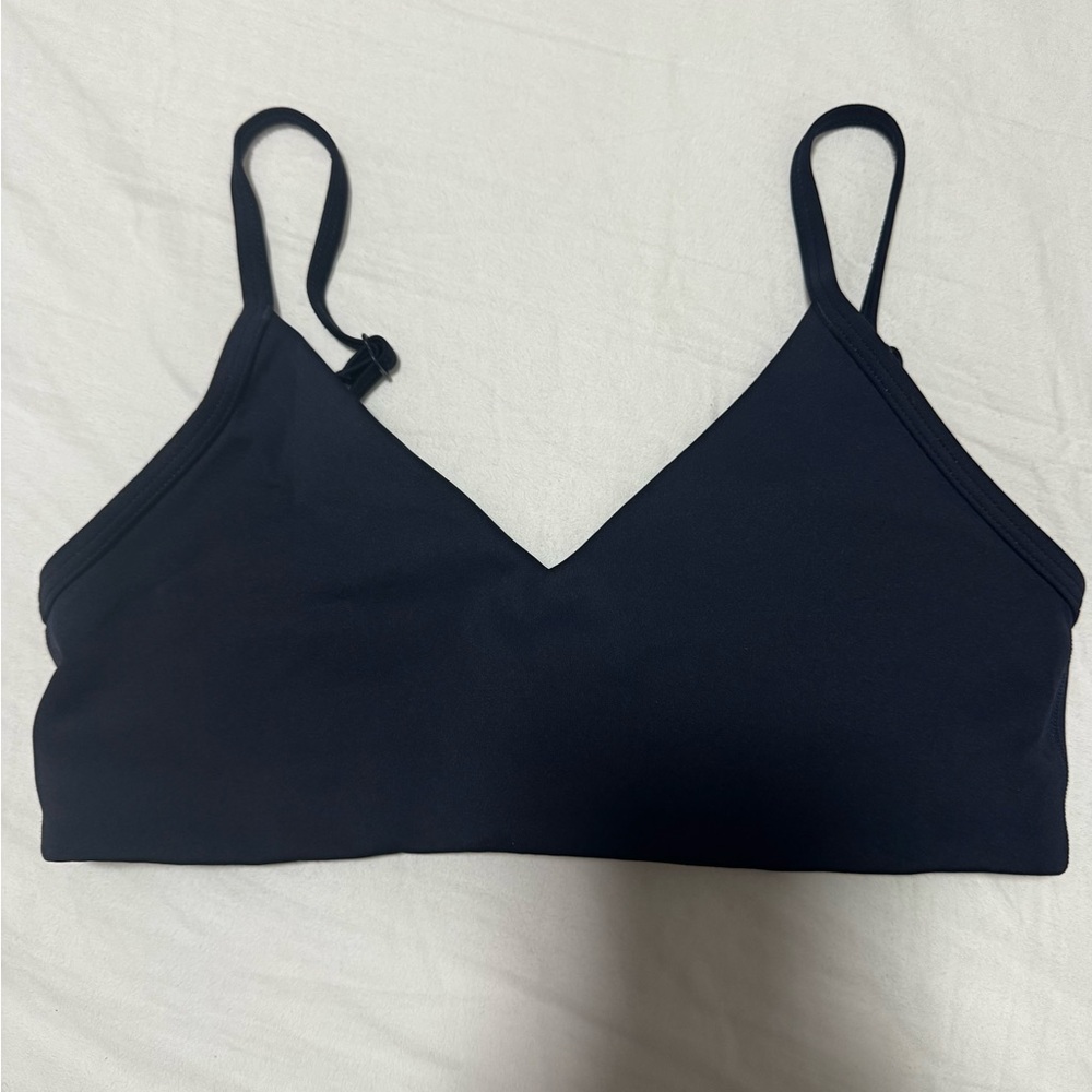Aritzia Black Sports Bra